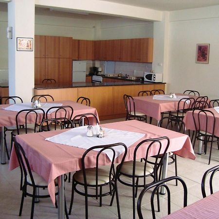 Estia Aparthotel Orestias Bagian luar foto