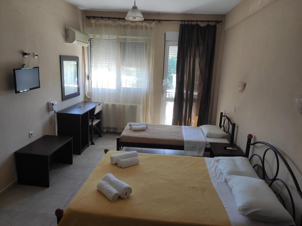 Estia Aparthotel Orestias Bagian luar foto